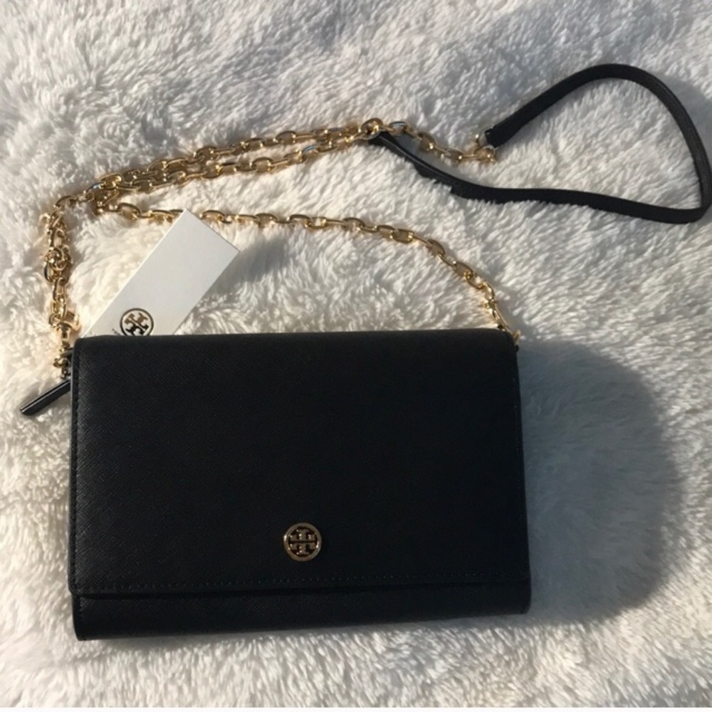 Tori Burch Robinson chain wallet